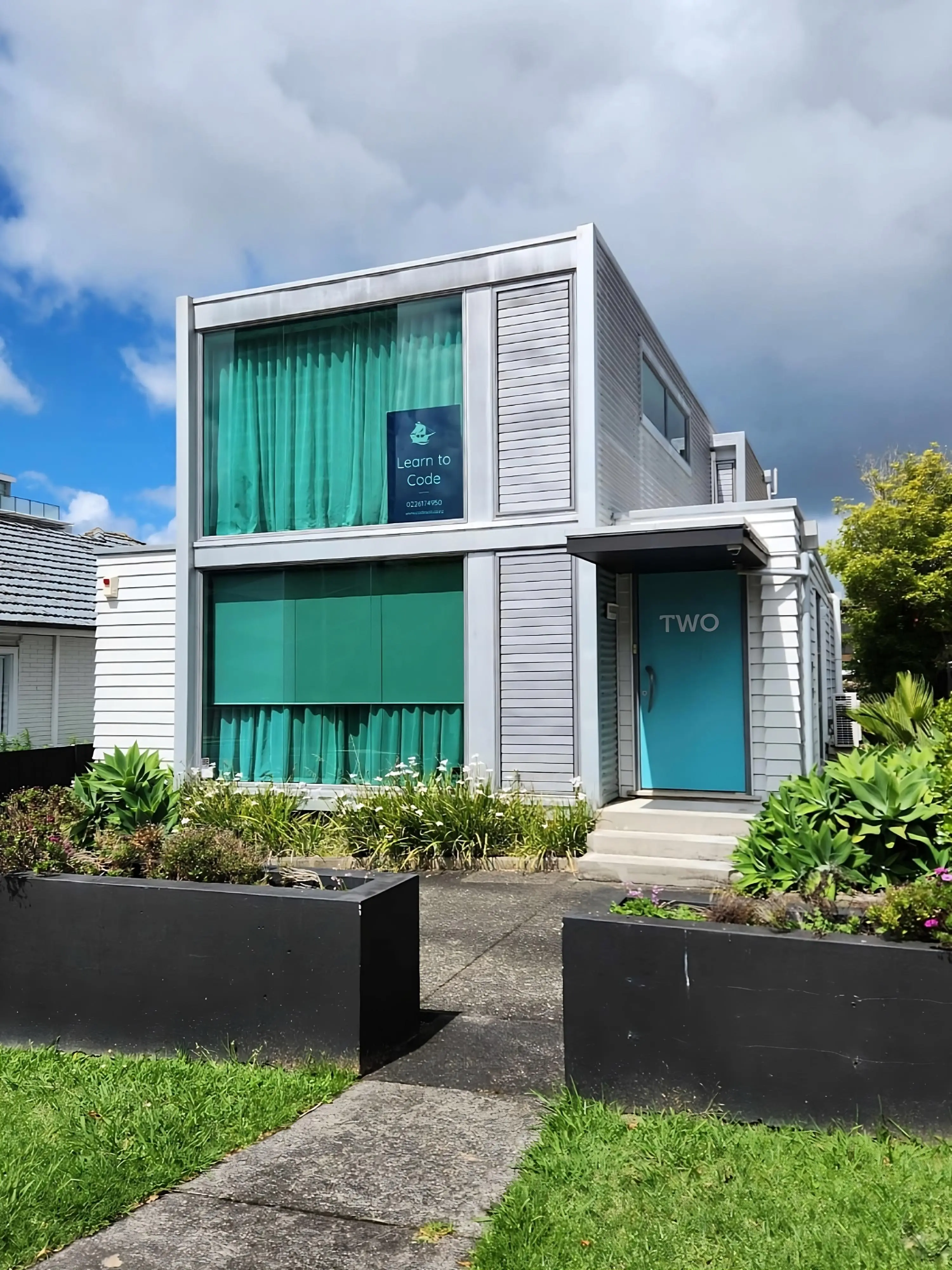 Front entrance of 2 Auburn street, Takapuna. CodeSail office.